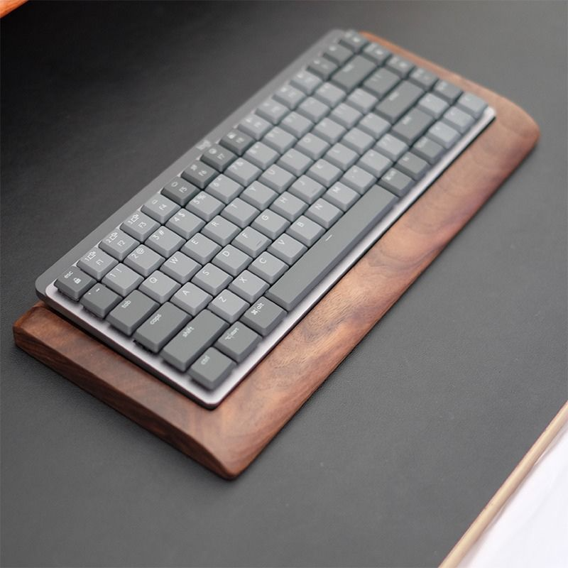 The Logitech Mini Keyboard: Compact Convenience for Control缩略图