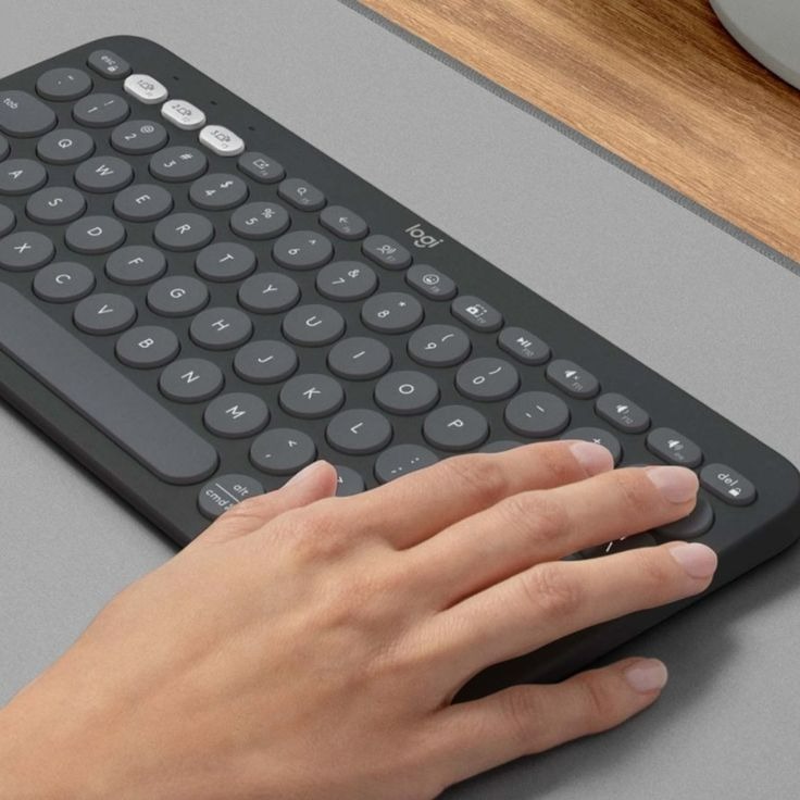 Logitech Keyboard