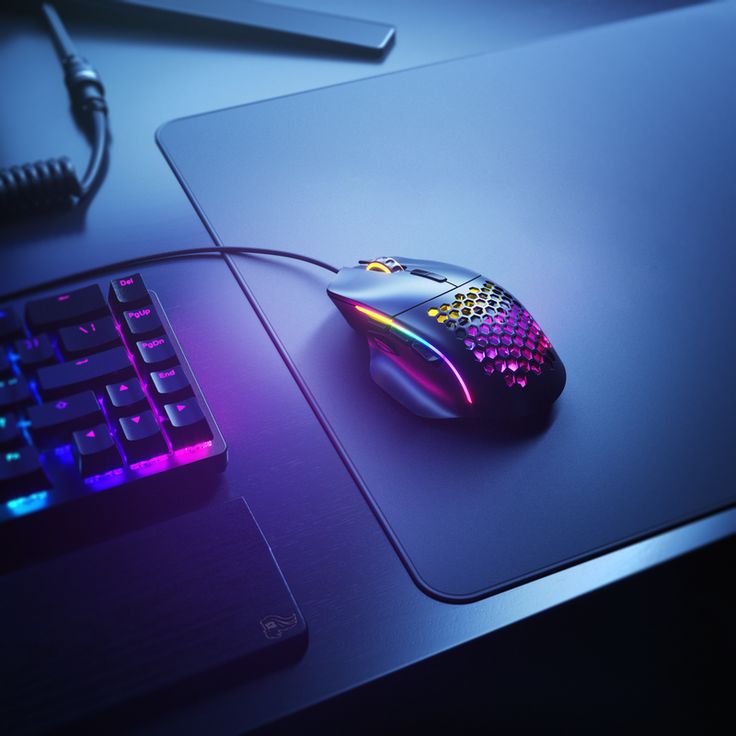 Multicolor gaming mouse