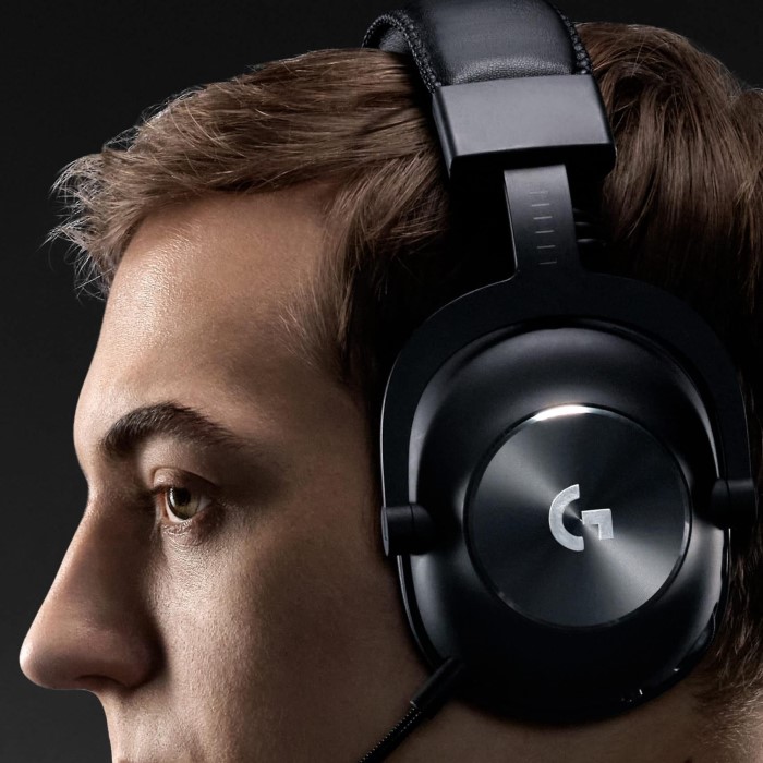 logitech g pro gaming headset