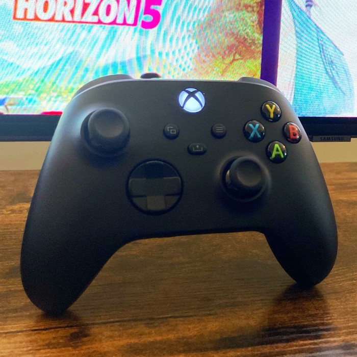 samsung gaming hub controller