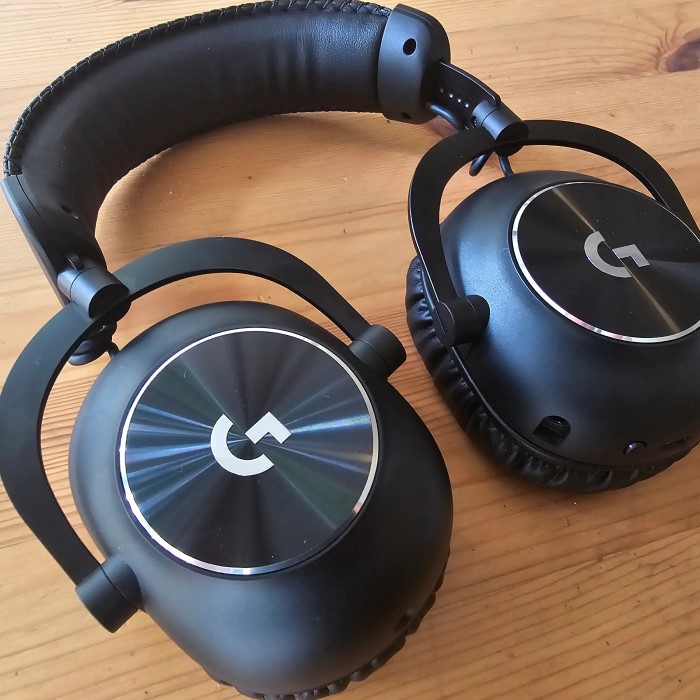logitech g pro gaming headset