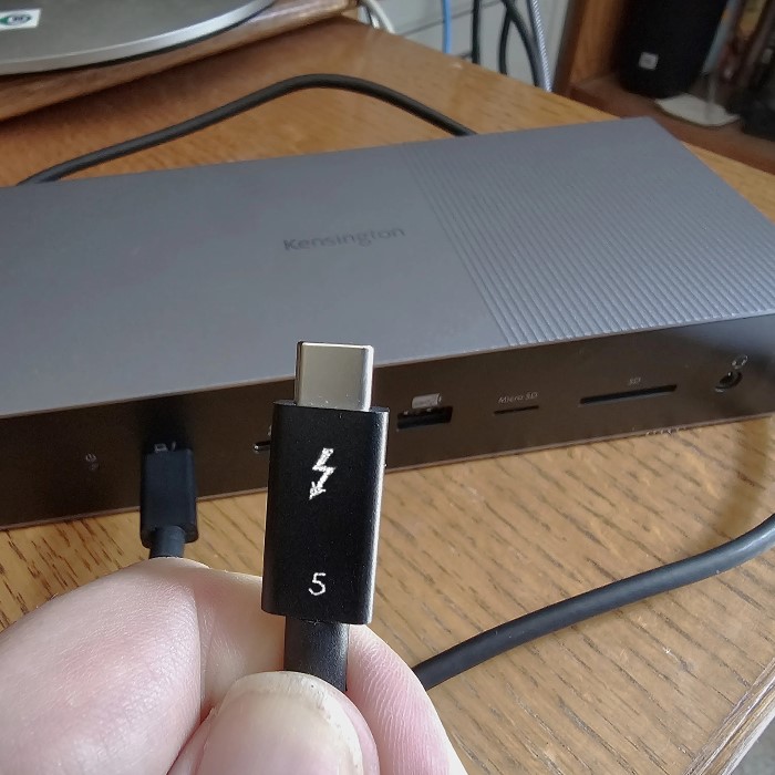 kensington docking station