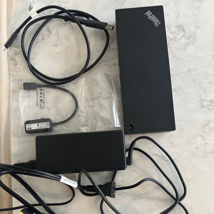 thinkpad docking station orange light