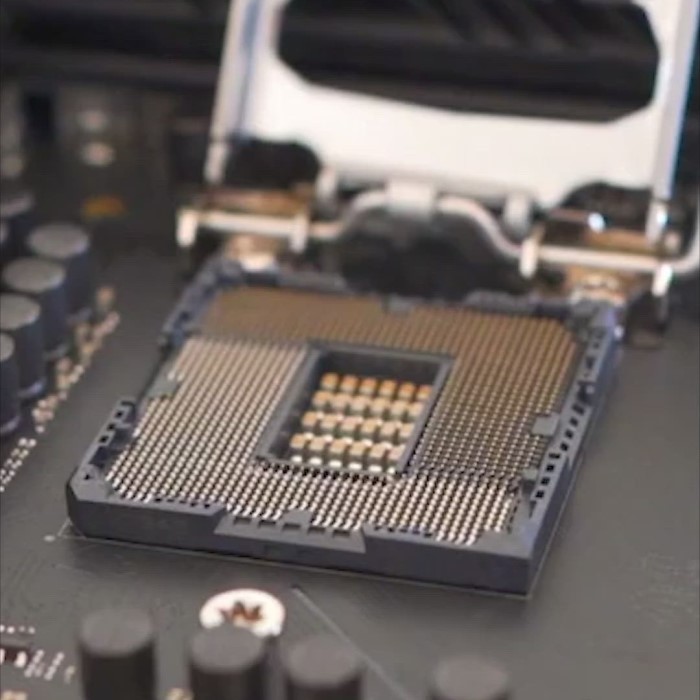 how to pick a motherboard