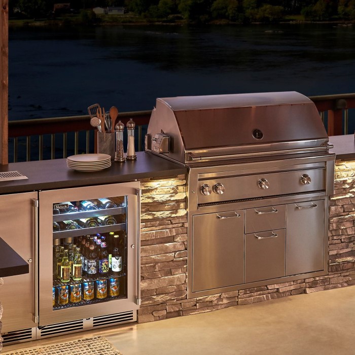 outdoor refrigerator