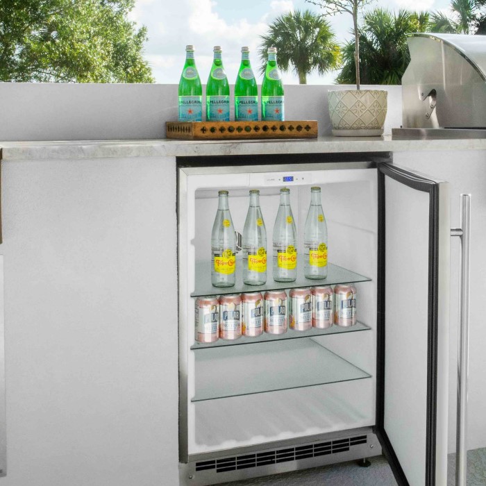 outdoor refrigerator