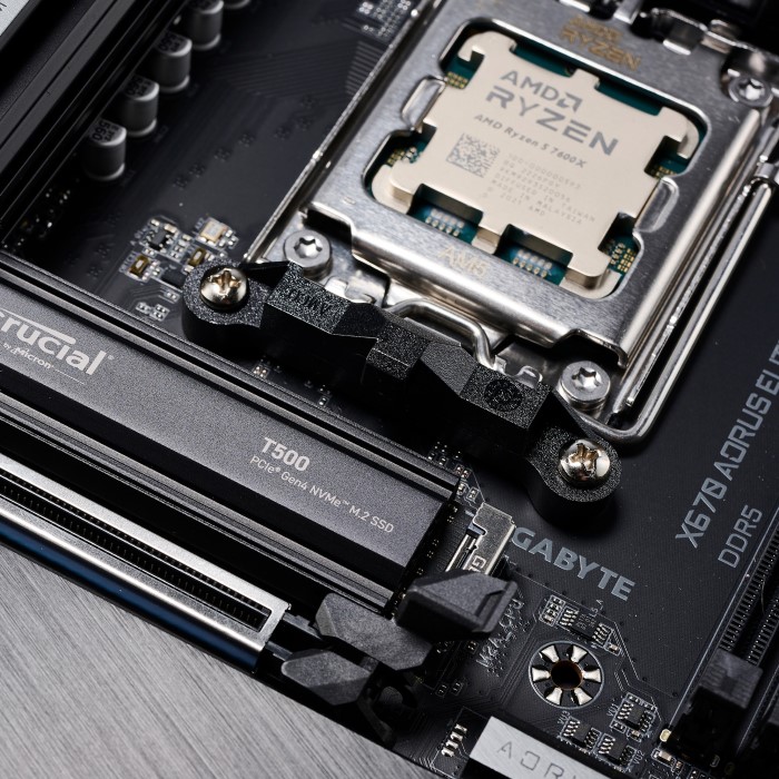 how to find motherboard model