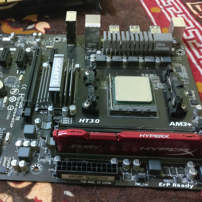 how to find motherboard model
