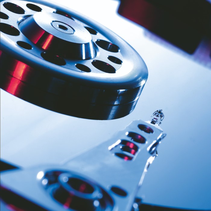 how to wipe a hard drive windows 10