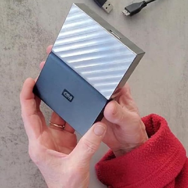 how to use an external hard drive