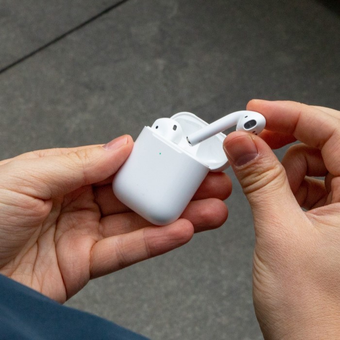 how to reset airpods